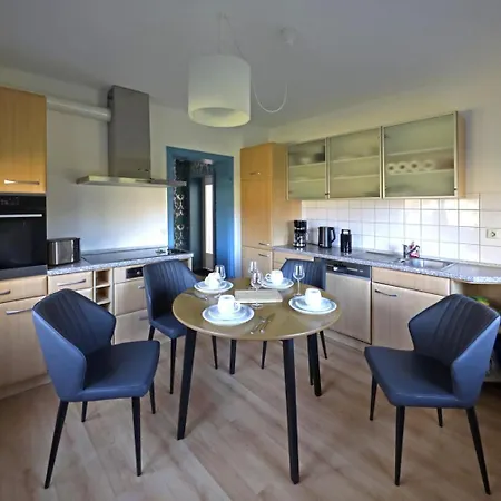 Am Schwimmteich 3 アパート *