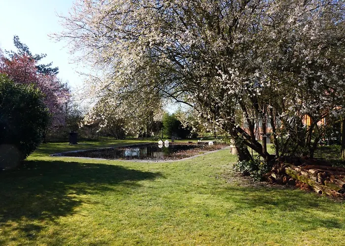 Am Schwimmteich 3 Lachendorf